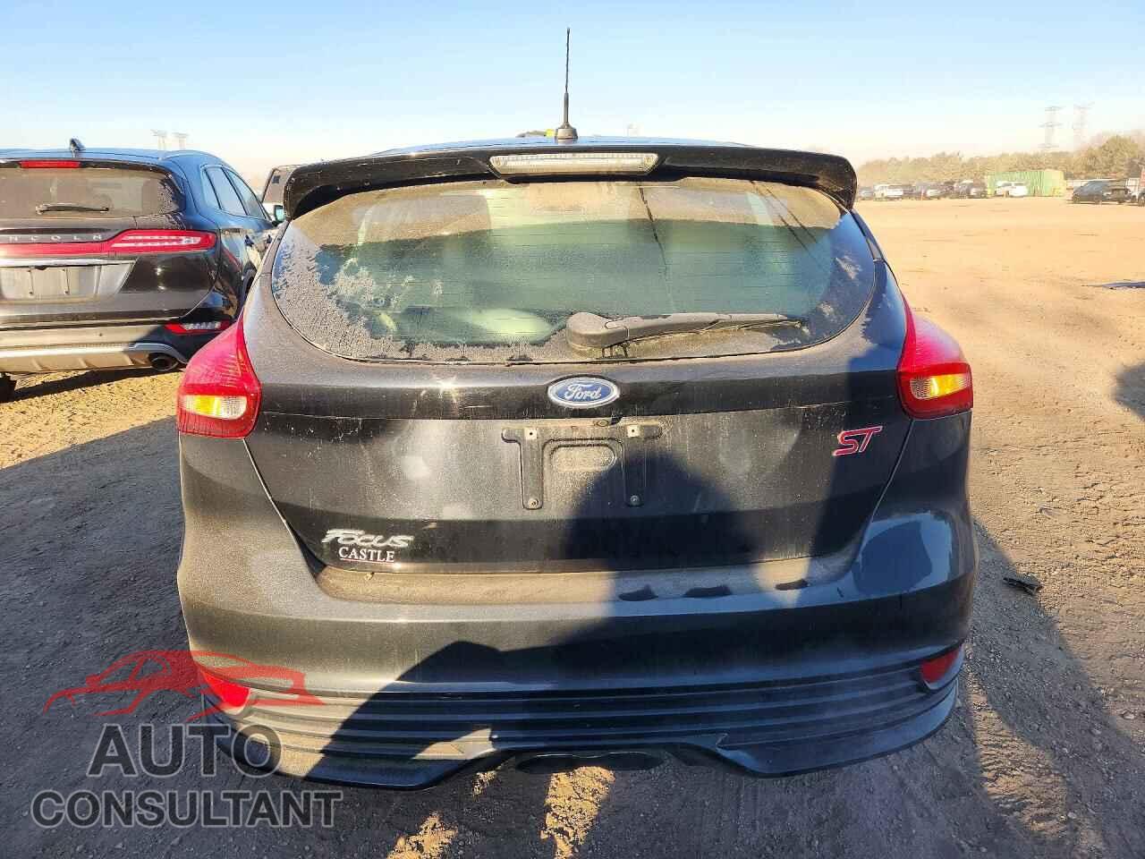 FORD FOCUS 2017 - 1FADP3L90HL307354