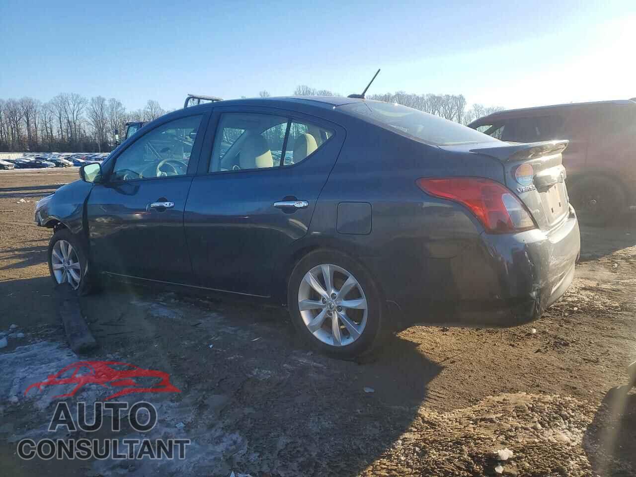 NISSAN VERSA 2015 - 3N1CN7AP1FL903324