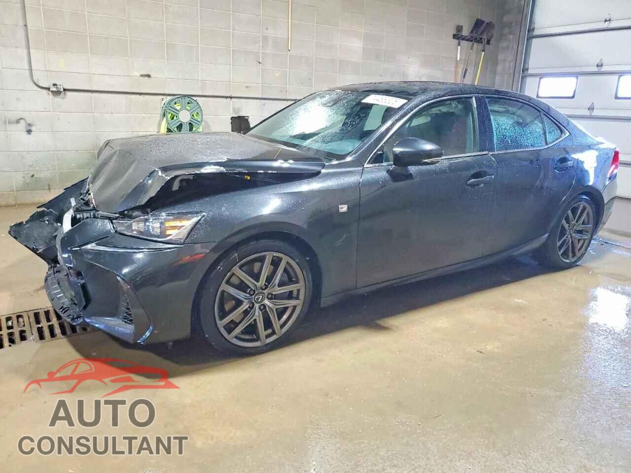 LEXUS IS 2019 - JTHC81D29K5036247