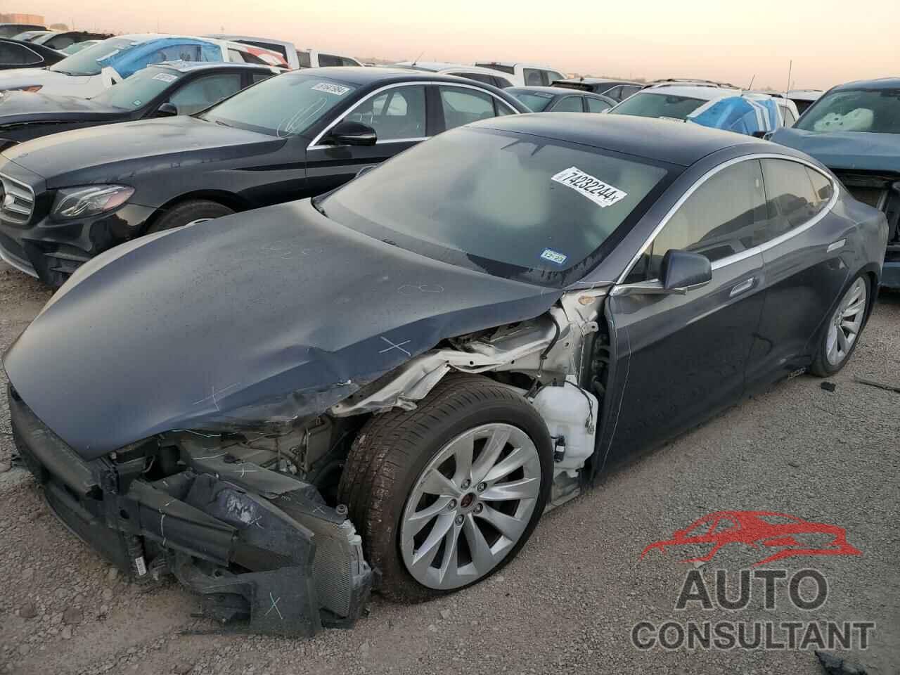 TESLA MODEL S 2017 - 5YJSA1E22HF232568