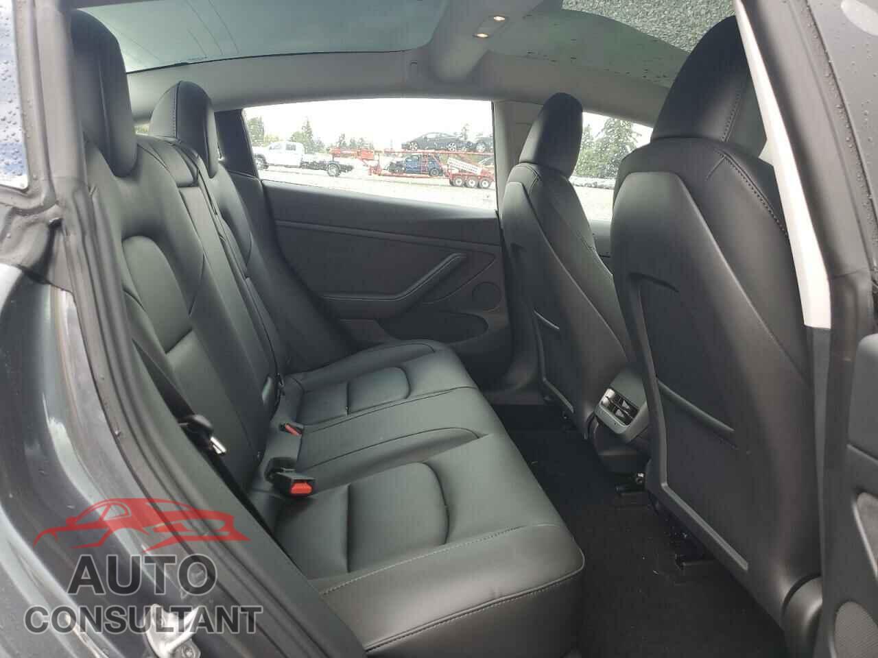 TESLA MODEL 3 2023 - 5YJ3E1EAXPF644350