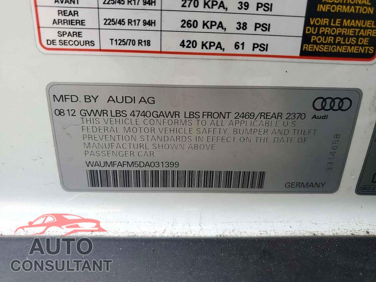 AUDI A3 2013 - WAUMFAFM5DA031399