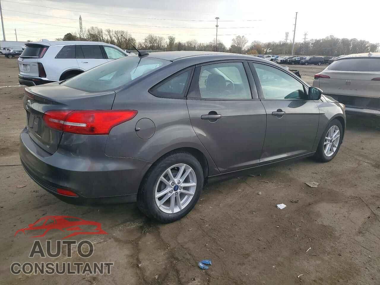 FORD FOCUS 2018 - 1FADP3F21JL277057