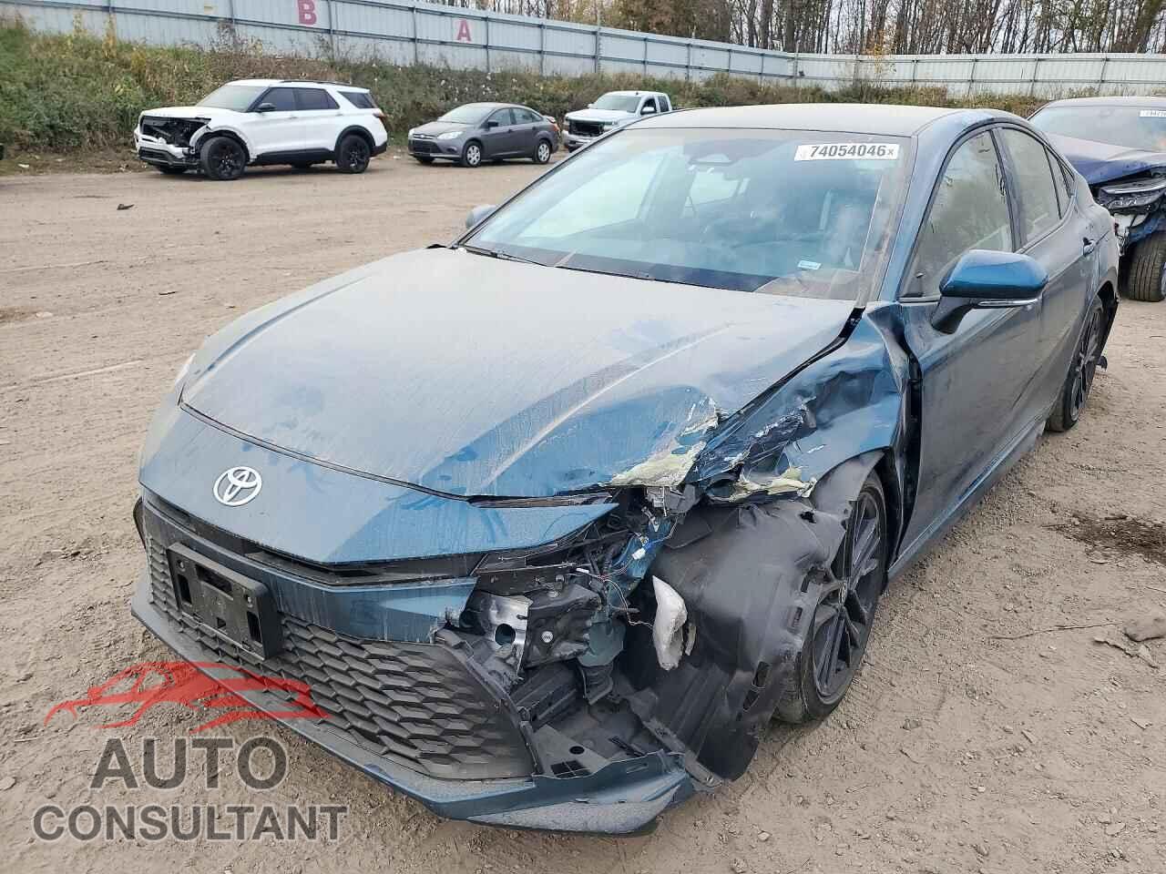 TOYOTA CAMRY 2026 - 4T1DAACK5TU260839