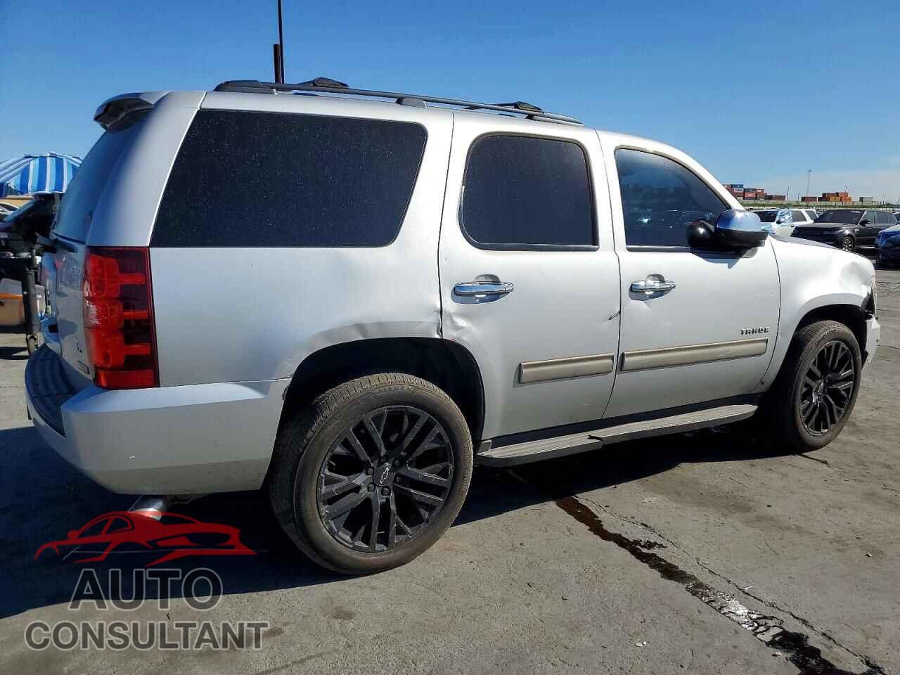 CHEVROLET TAHOE 2012 - 1GNSCAE02CR324184