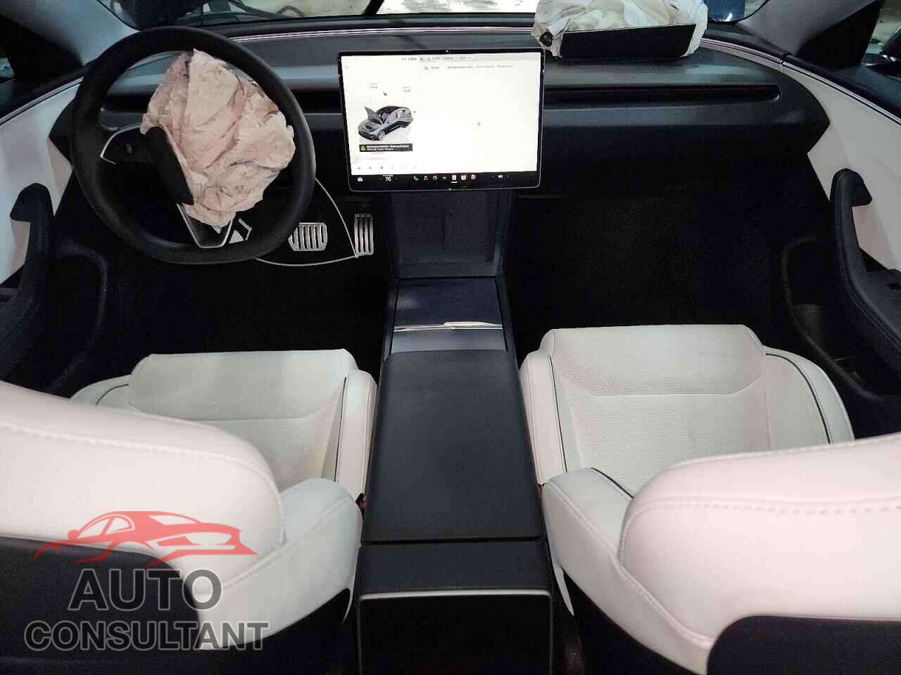 TESLA MODEL 3 2024 - 5YJ3E1ET6RF824459