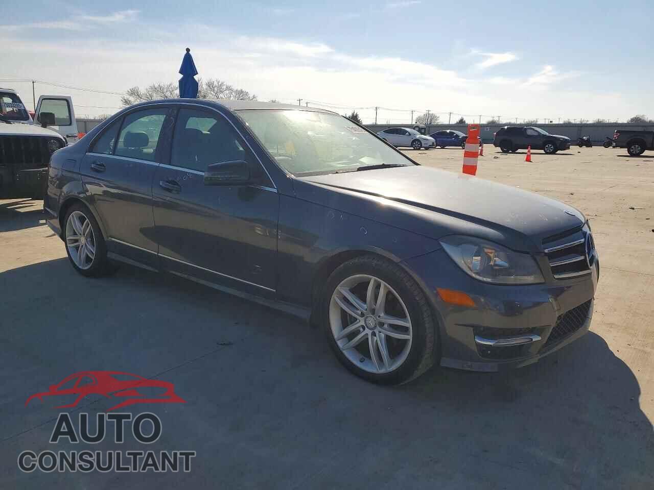 MERCEDES-BENZ C-CLASS 2014 - WDDGF4HB8EA929676