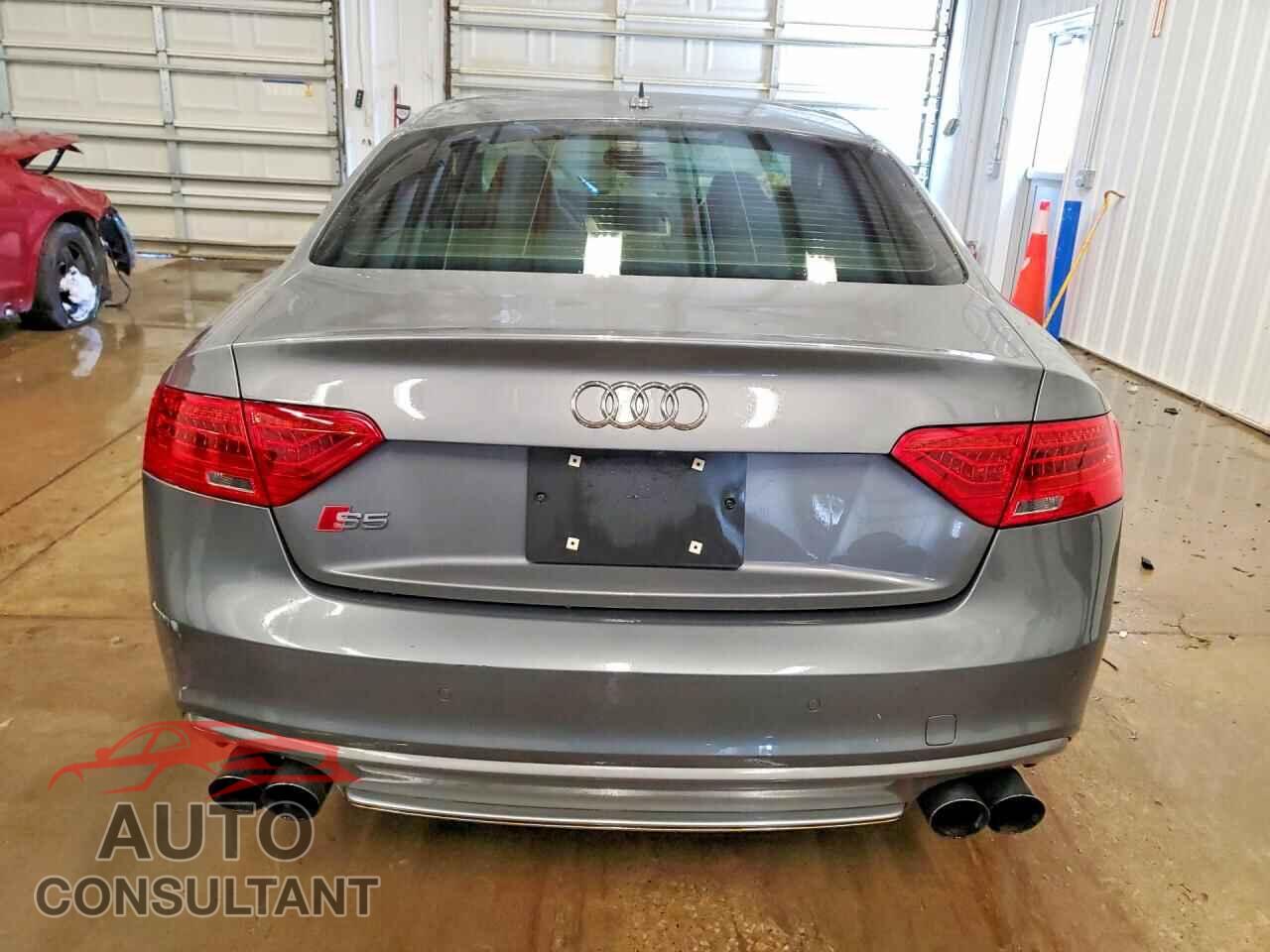 AUDI S5/RS5 2013 - WAUCGAFRXDA047439