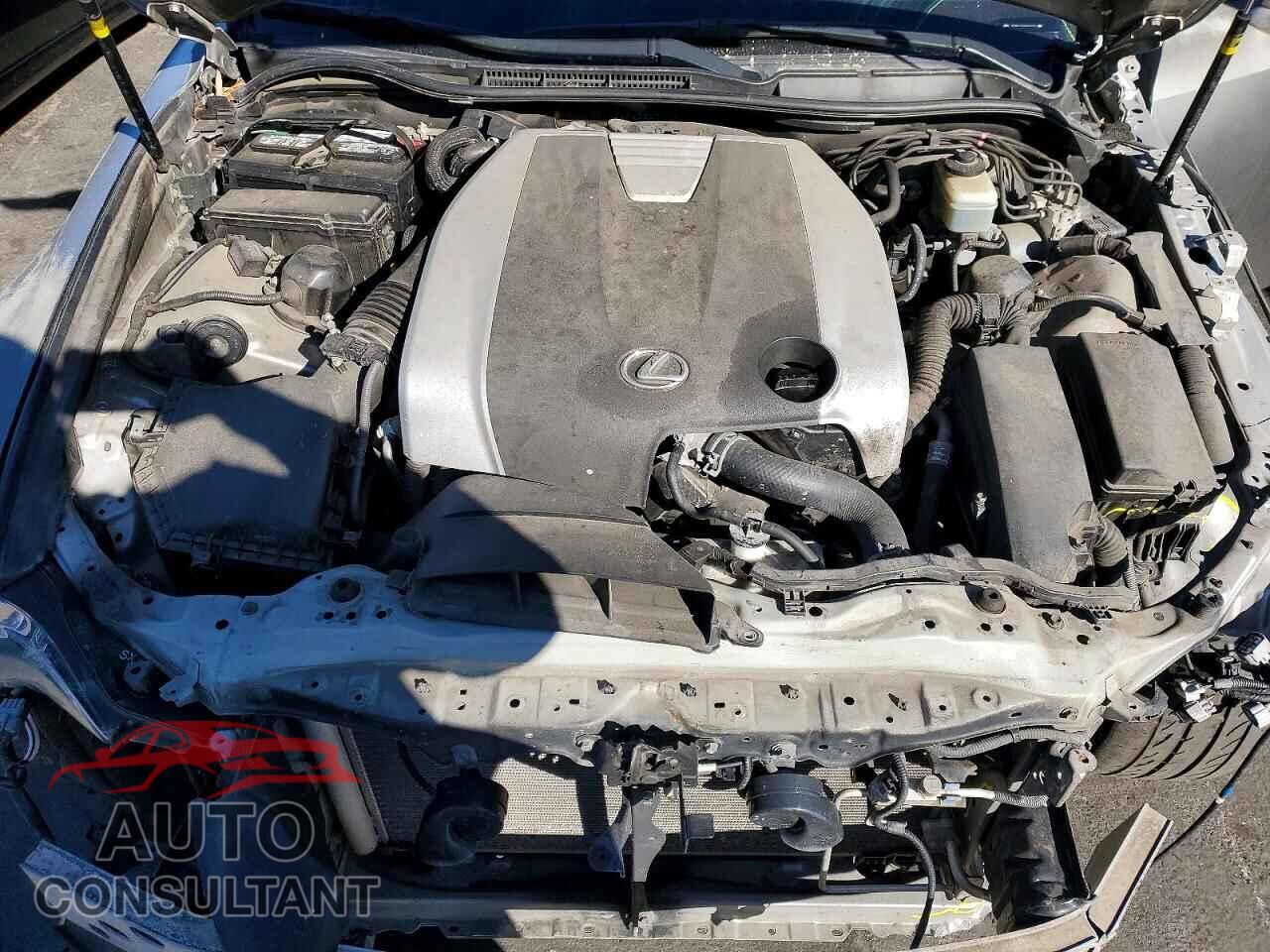 LEXUS IS 2015 - JTHBE1D26F5022011