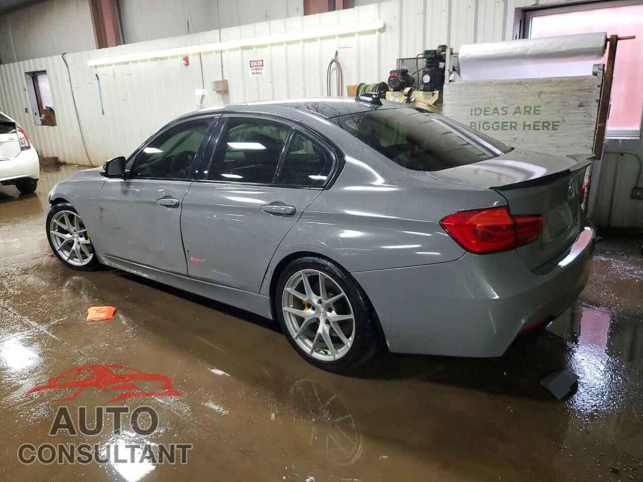 BMW 328 2013 - WBA3B3G58DNR80335