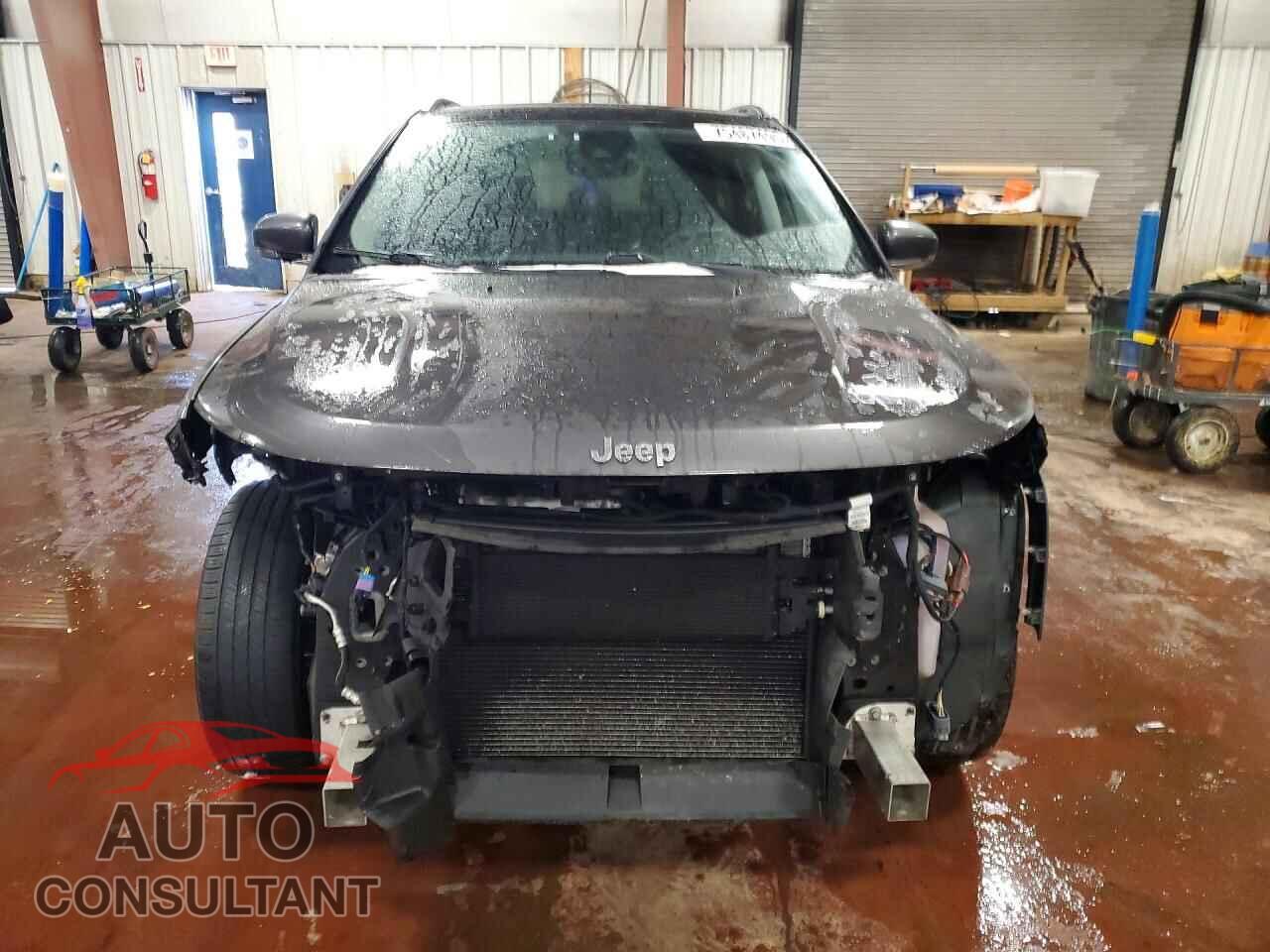 JEEP COMPASS 2018 - 3C4NJDCB7JT221932