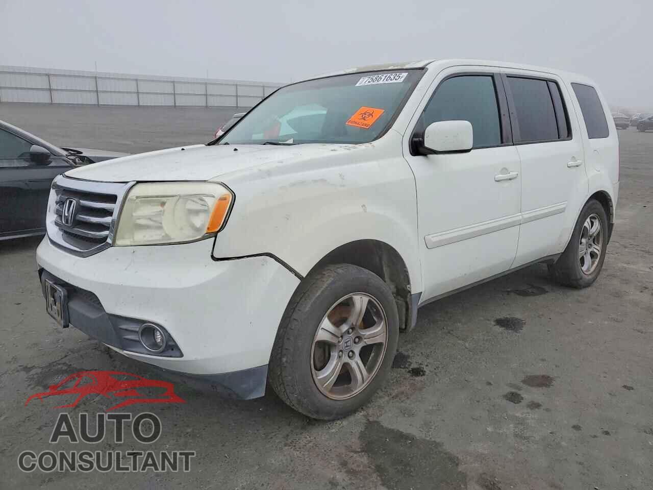 HONDA PILOT 2015 - 5FNYF3H50FB003445