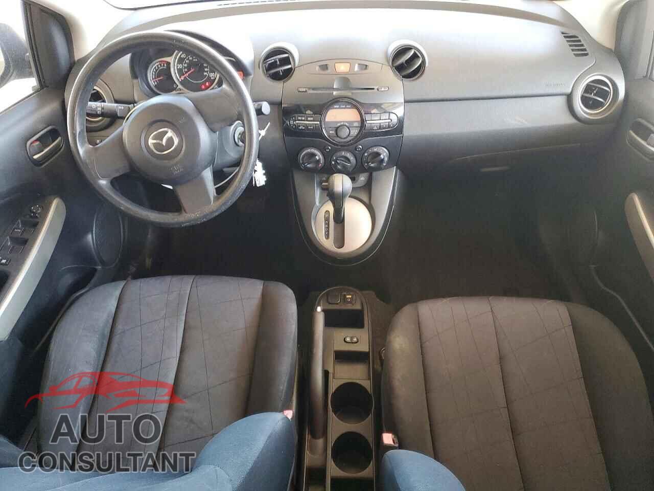 MAZDA 2 2013 - JM1DE1KY2D0170653
