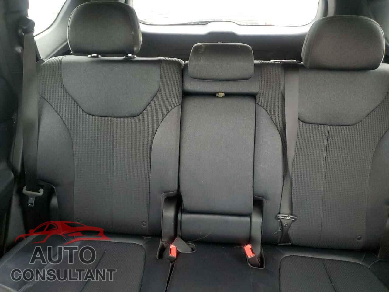 HYUNDAI SANTA FE 2019 - 5NMS2CAD3KH089989