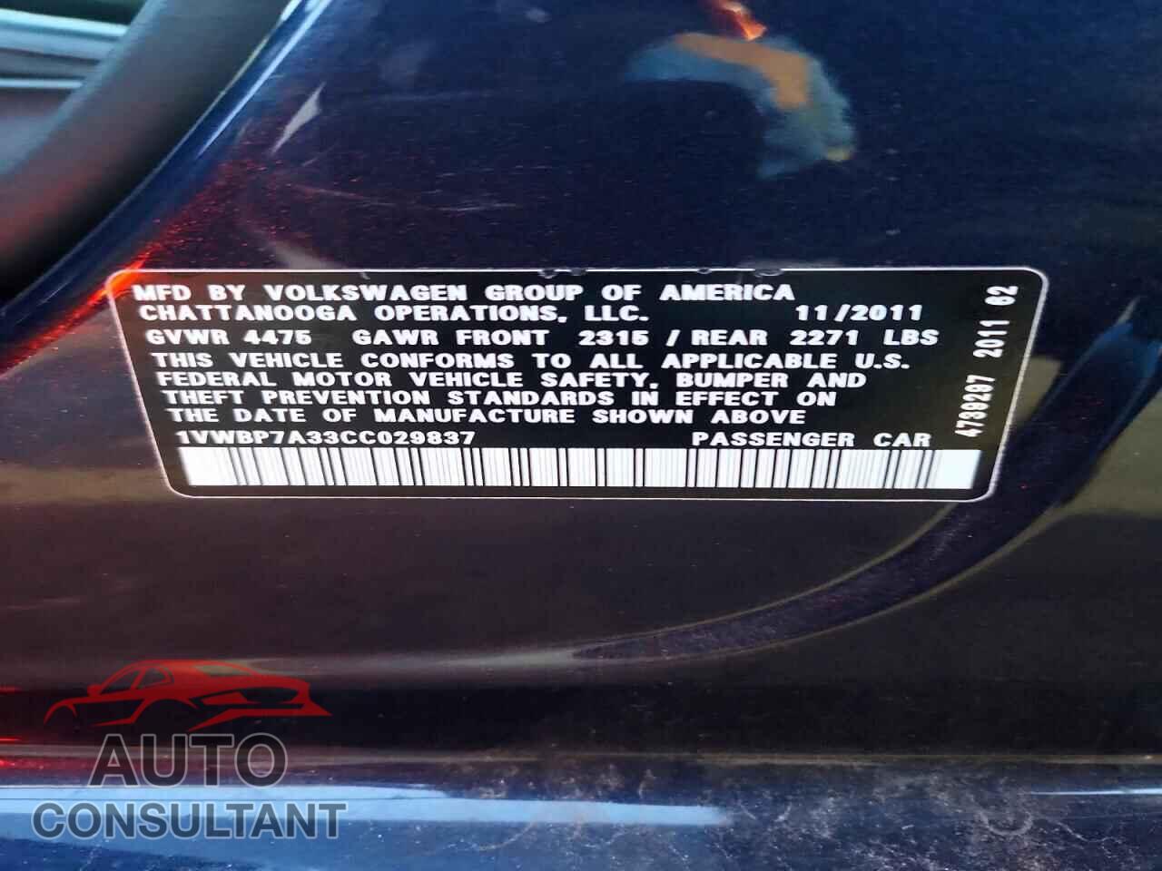 VOLKSWAGEN PASSAT 2012 - 1VWBP7A33CC029837