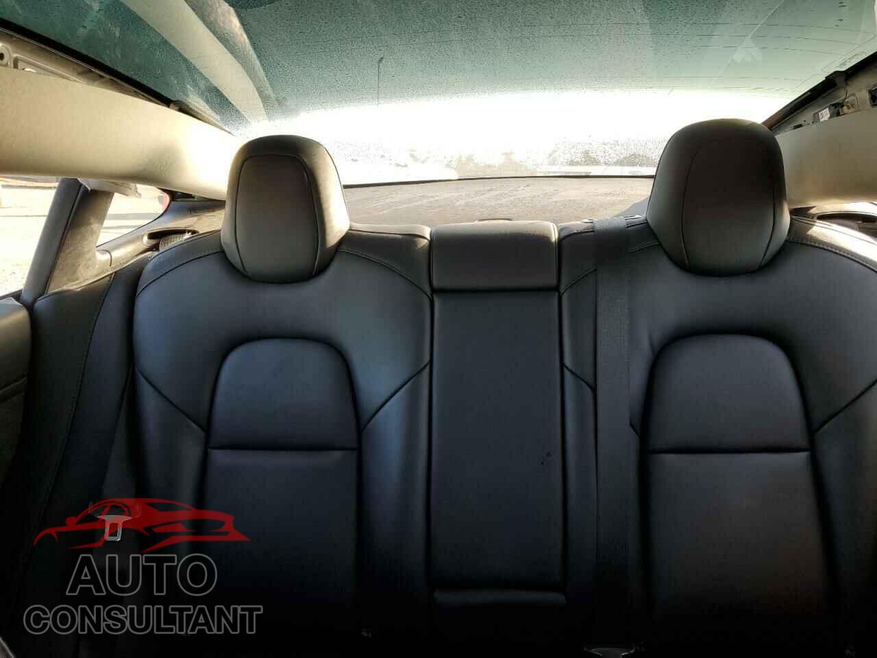 TESLA MODEL 3 2023 - 5YJ3E1EA5PF399795