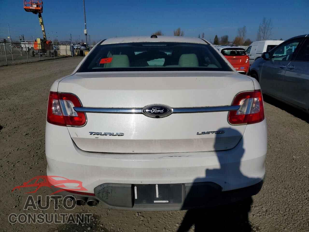 FORD TAURUS 2012 - 1FAHP2FW8CG126839