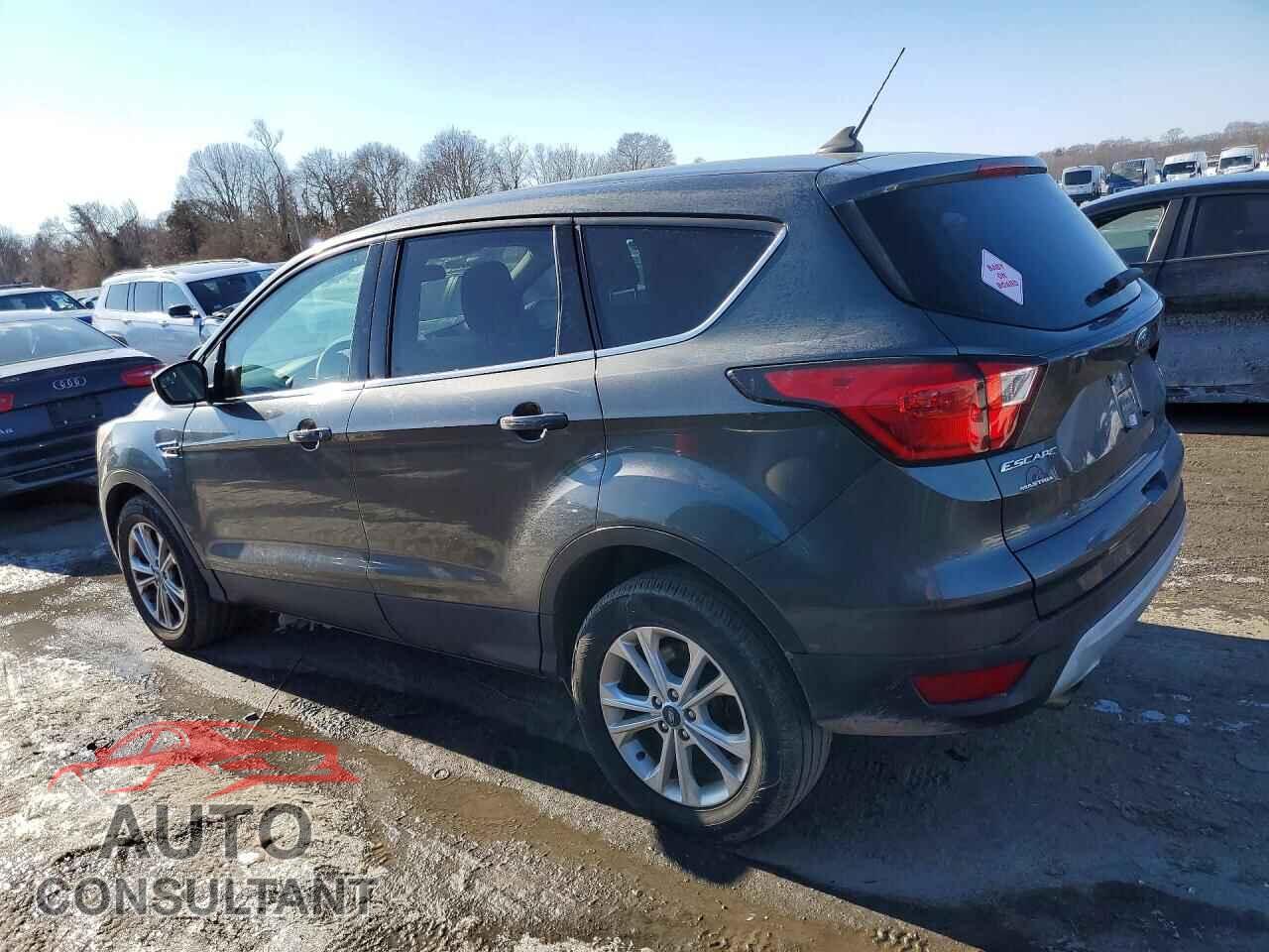 FORD ESCAPE 2019 - 1FMCU9GD7KUB83905
