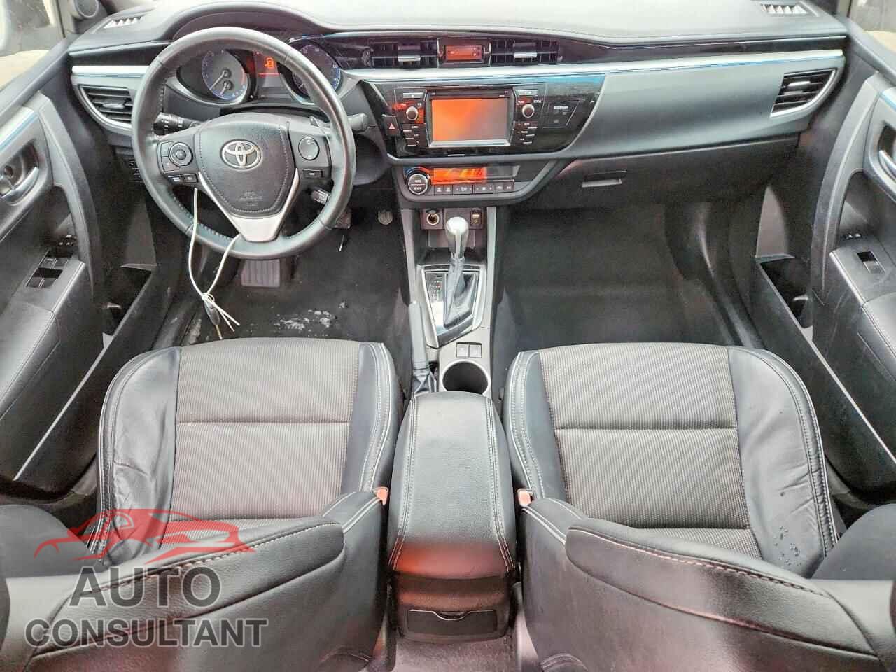TOYOTA COROLLA 2015 - 5YFBURHE3FP353686