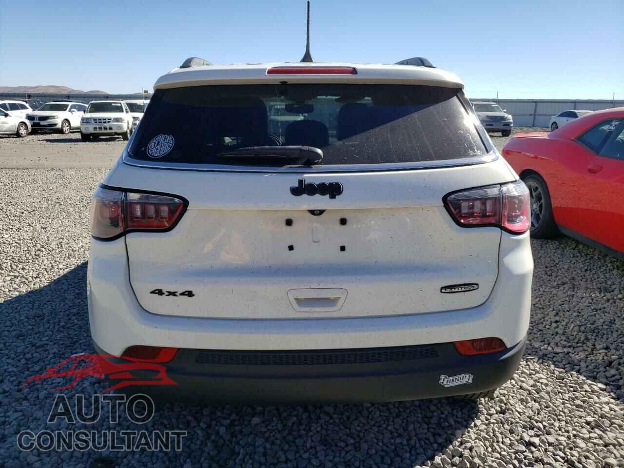 JEEP COMPASS 2018 - 3C4NJDBB4JT162033