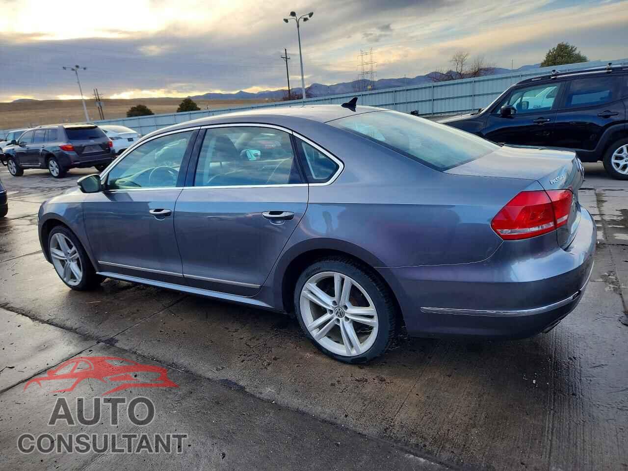 VOLKSWAGEN PASSAT 2015 - 1VWBS7A38FC003558