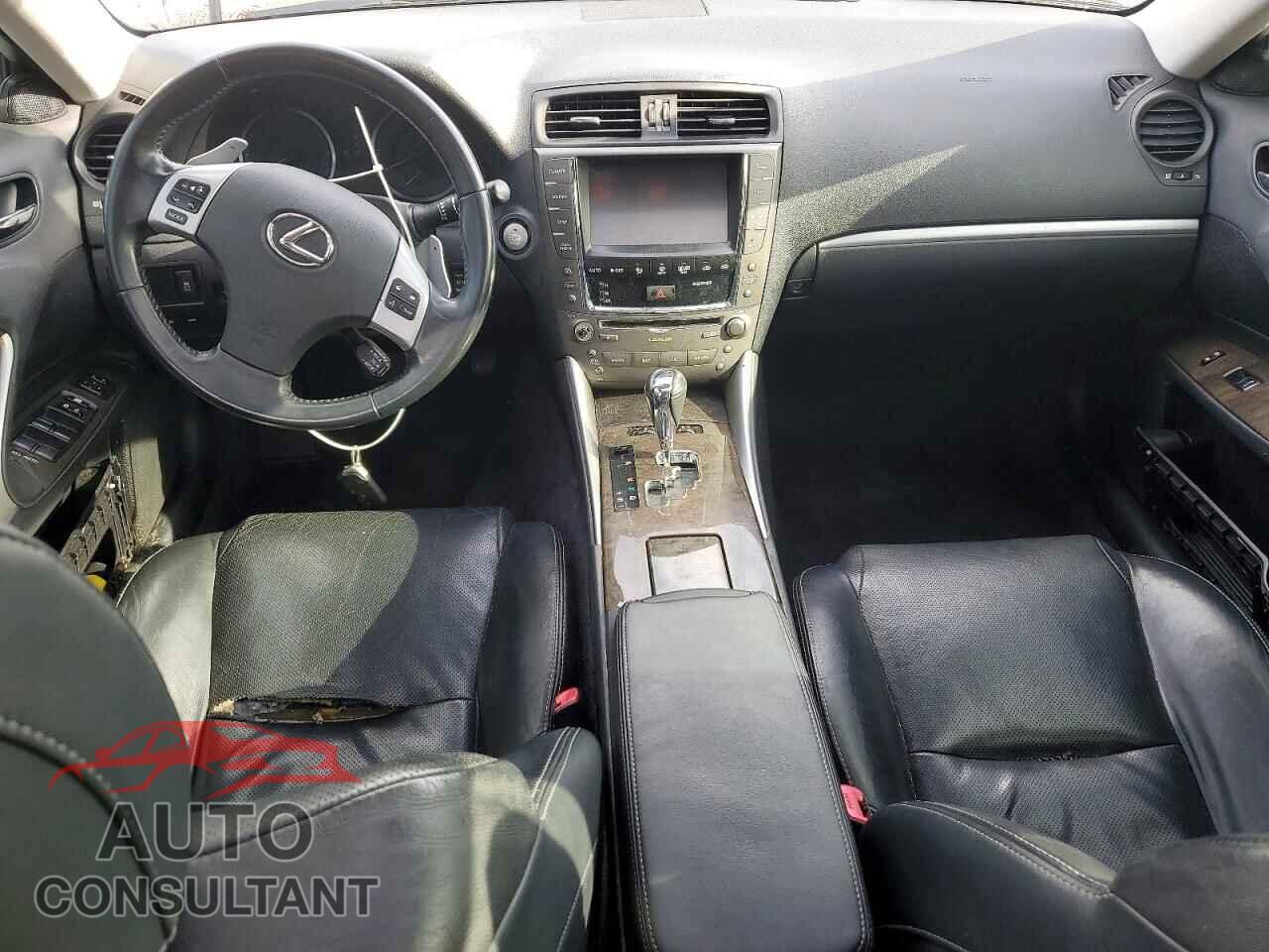LEXUS IS 2012 - JTHCF5C26C5054754