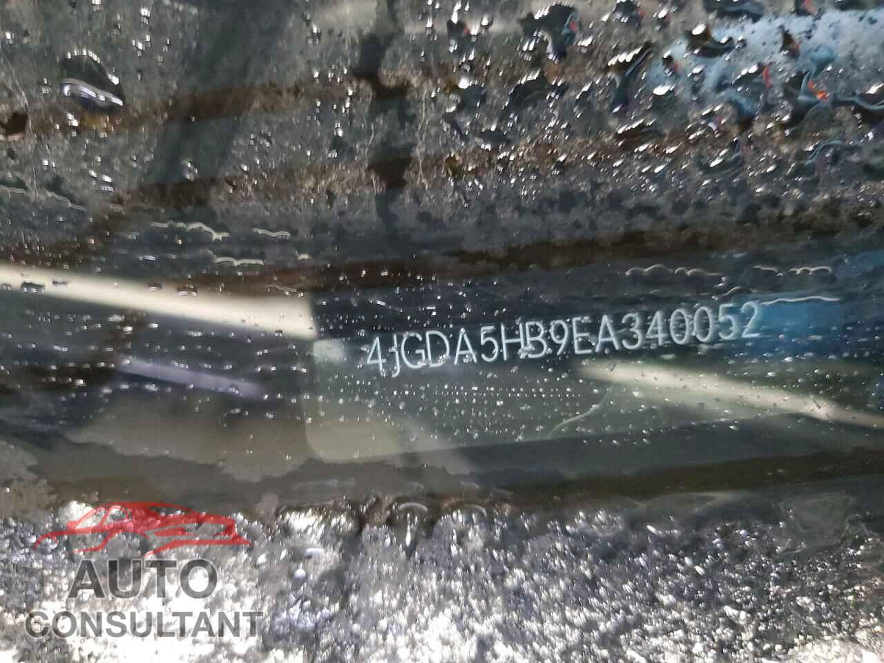 MERCEDES-BENZ M-CLASS 2014 - 4JGDA5HB9EA340052