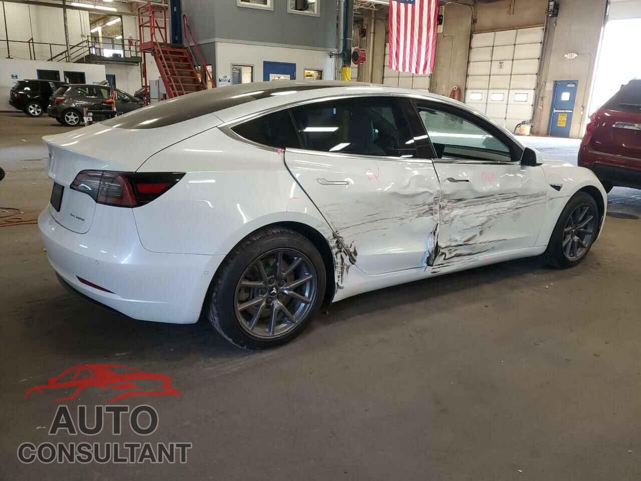 TESLA MODEL 3 2020 - 5YJ3E1EBXLF639670