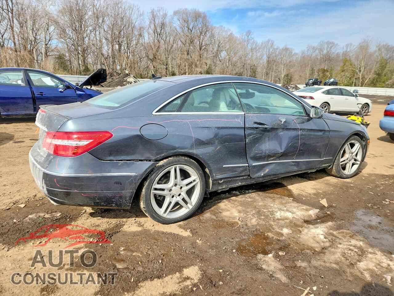 MERCEDES-BENZ E-CLASS 2011 - WDDKJ5GBXBF077488