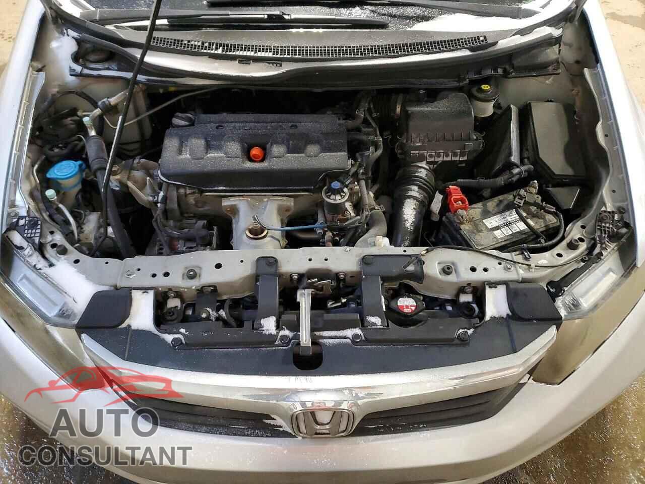 HONDA CIVIC 2012 - 2HGFB2F56CH044377