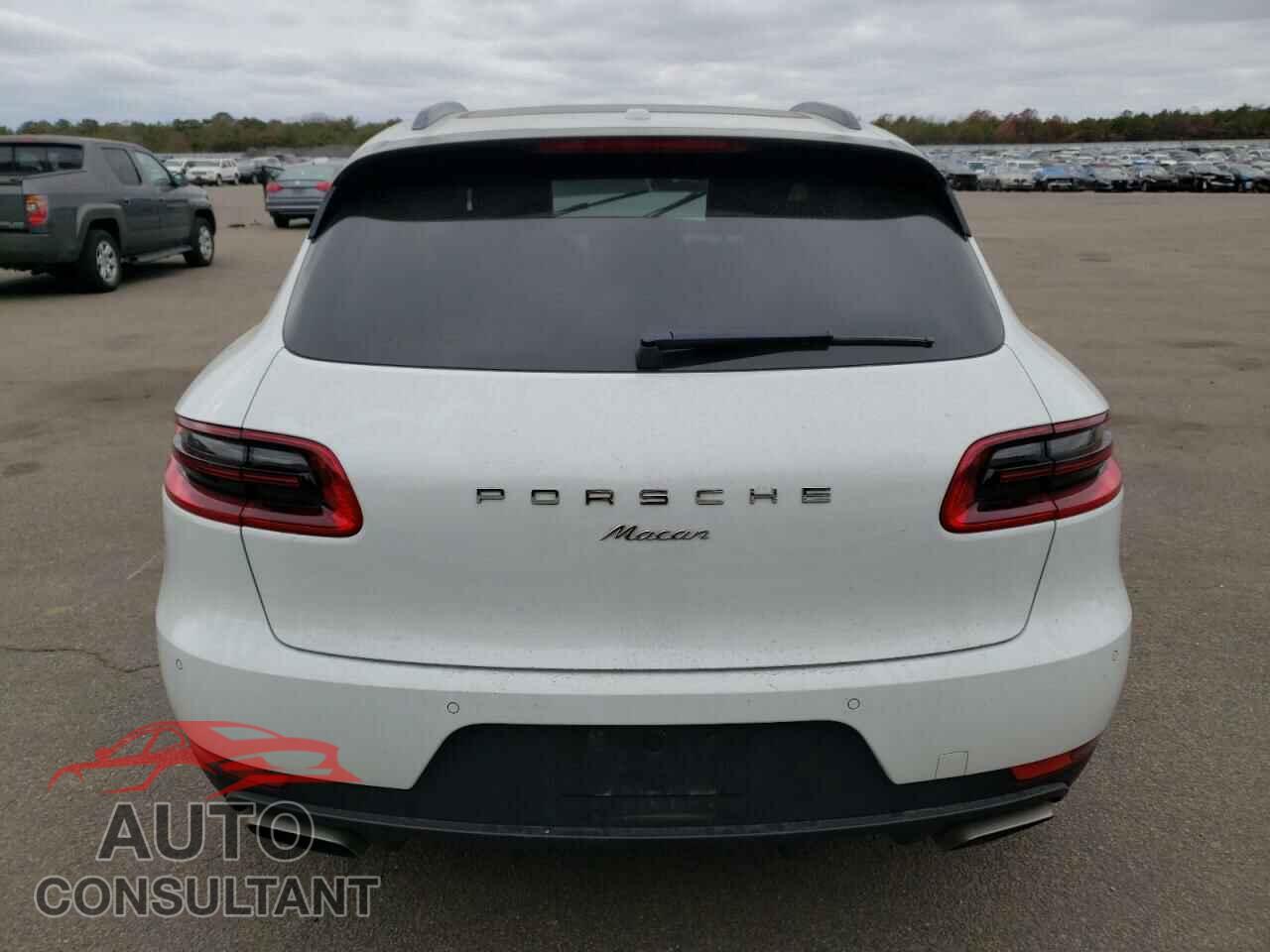 PORSCHE MACAN 2017 - WP1AA2A55HLB09084