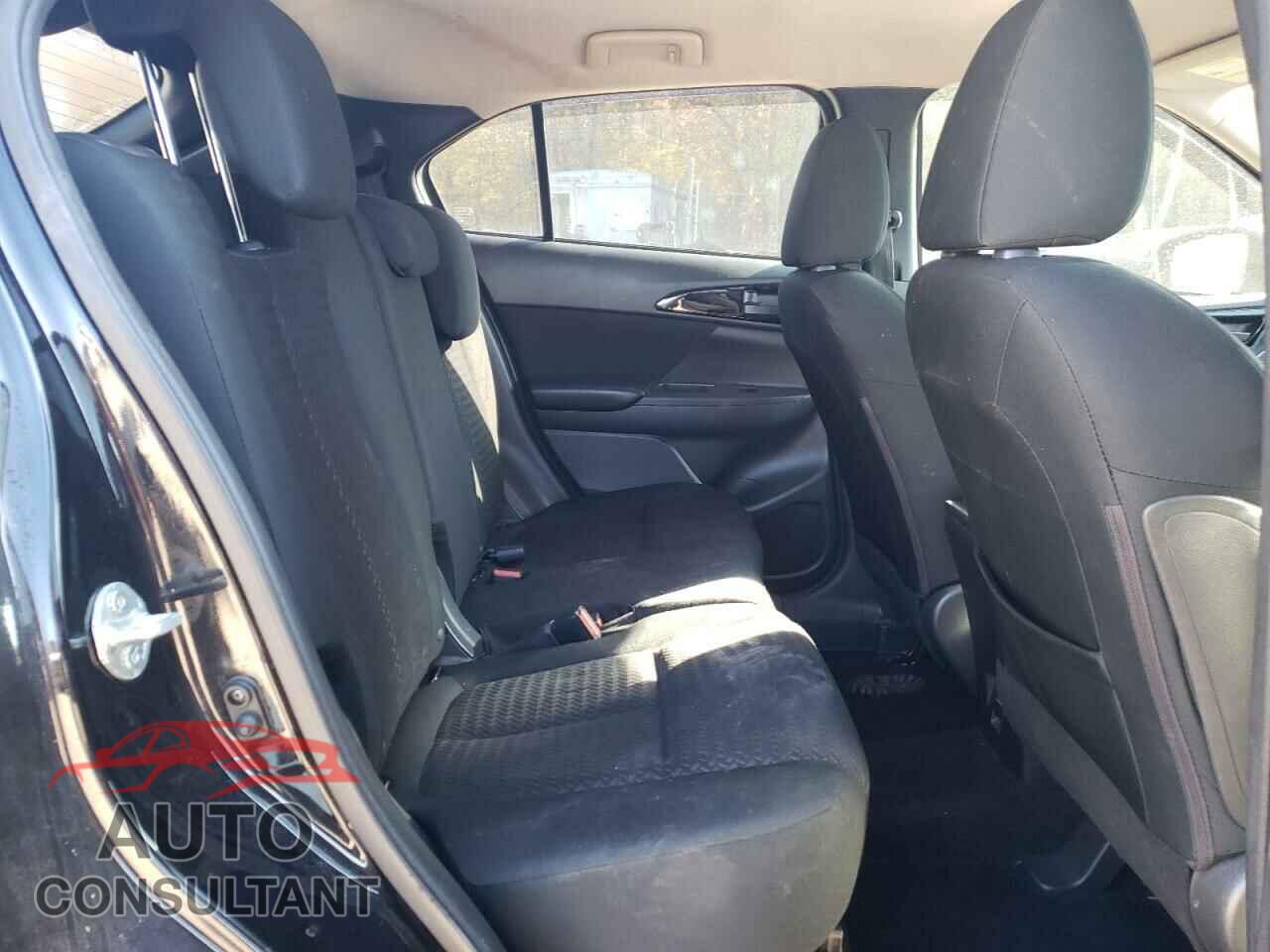 MITSUBISHI ECLIPSE 2018 - JA4AT4AA6JZ048555