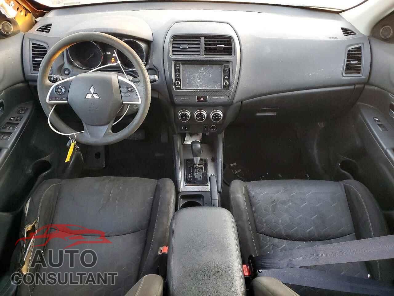 MITSUBISHI OUTLANDER 2020 - JA4AP3AU4LU008869