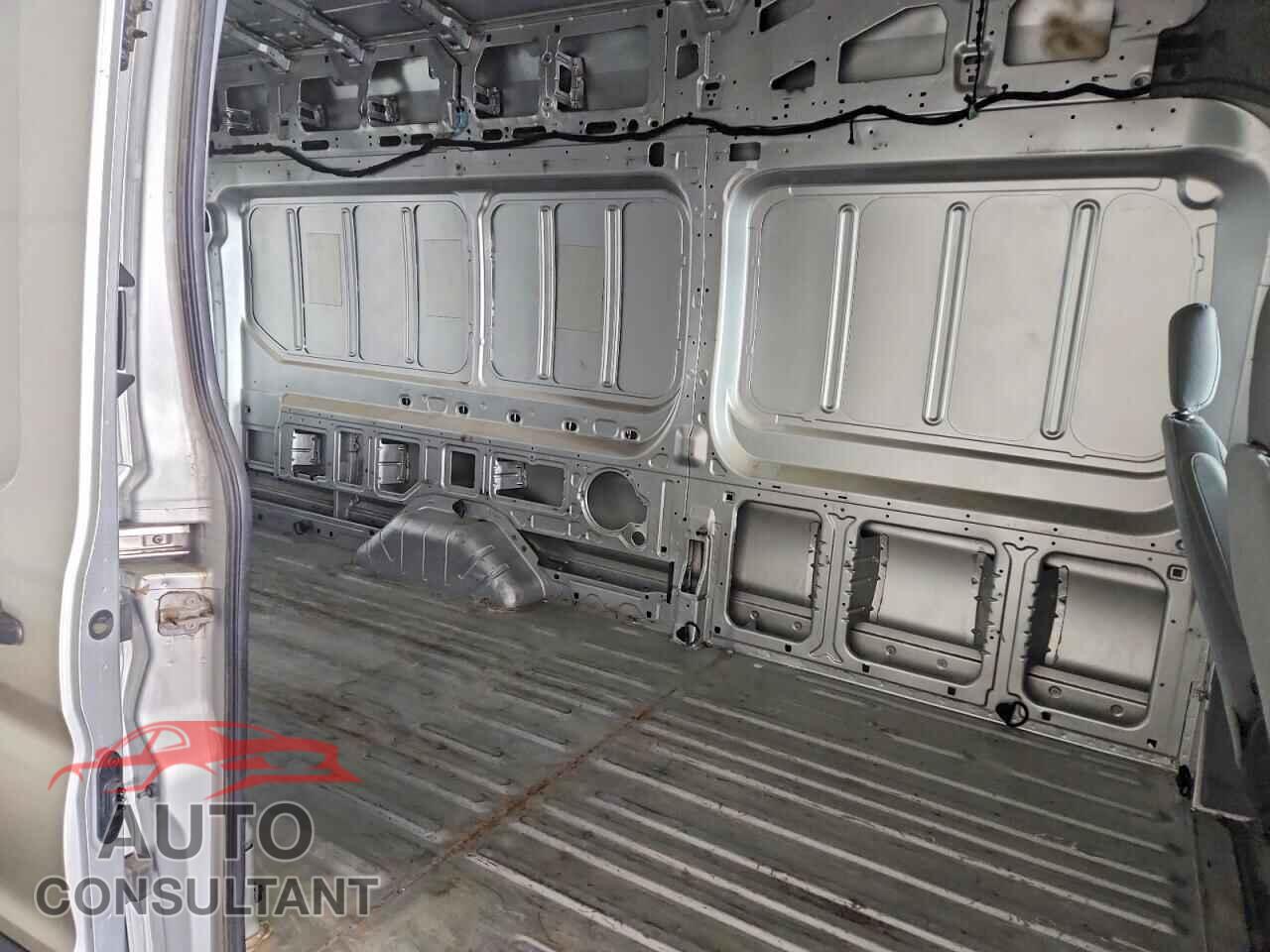 FORD TRANSIT 2016 - 1FTYR3XG2GKA36381
