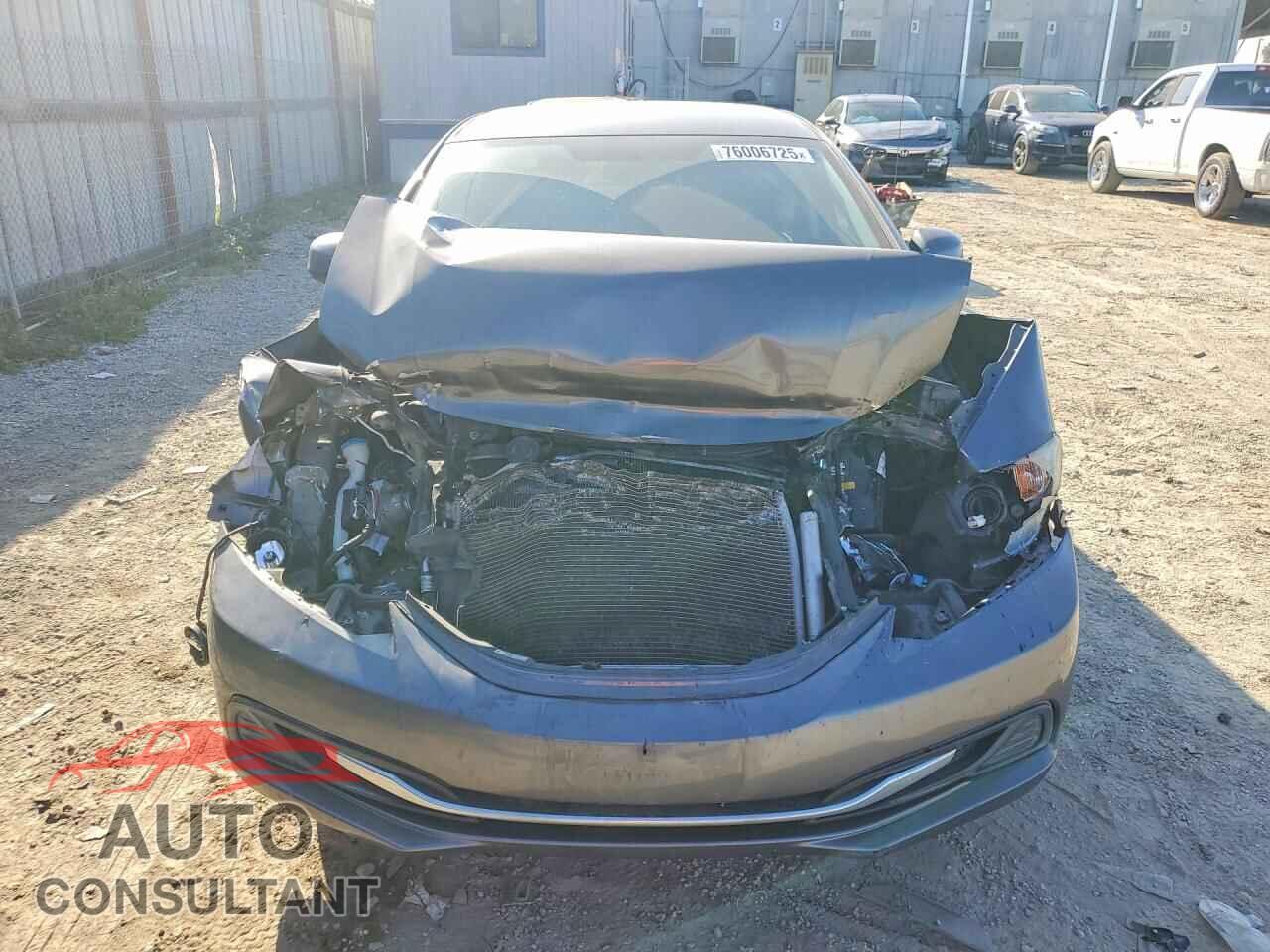 HONDA CIVIC 2013 - 2HGFB2F51DH522352