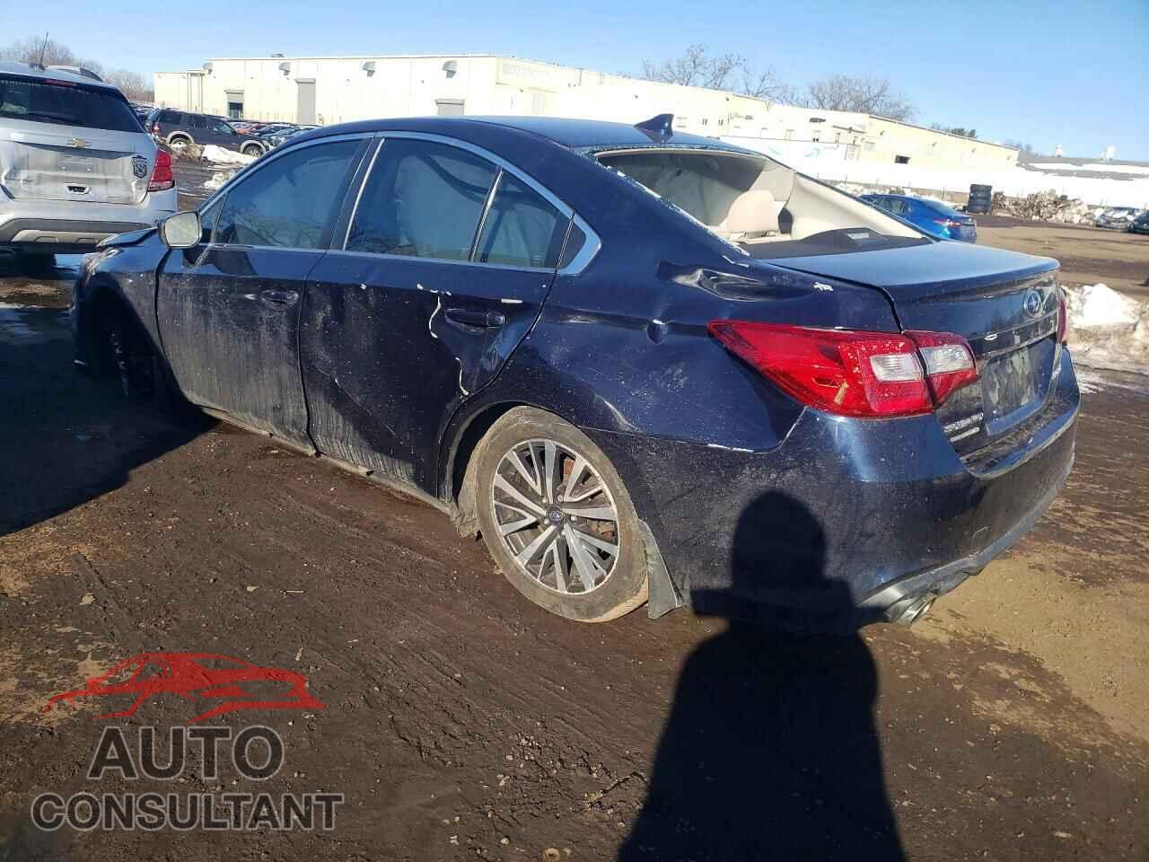 SUBARU LEGACY 2018 - 4S3BNAC61J3009208