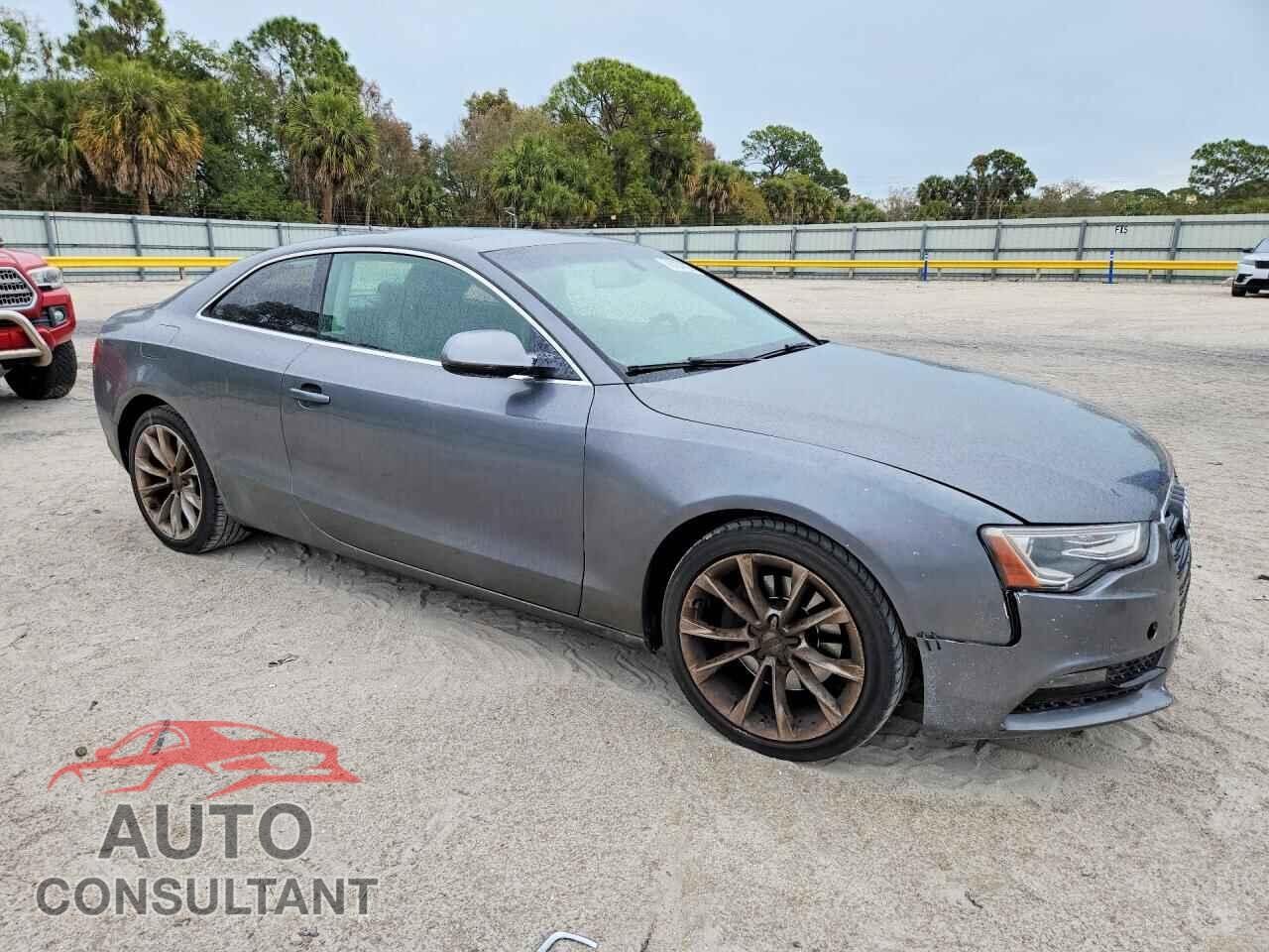 AUDI A5 2013 - WAUCFAFR8DA072228