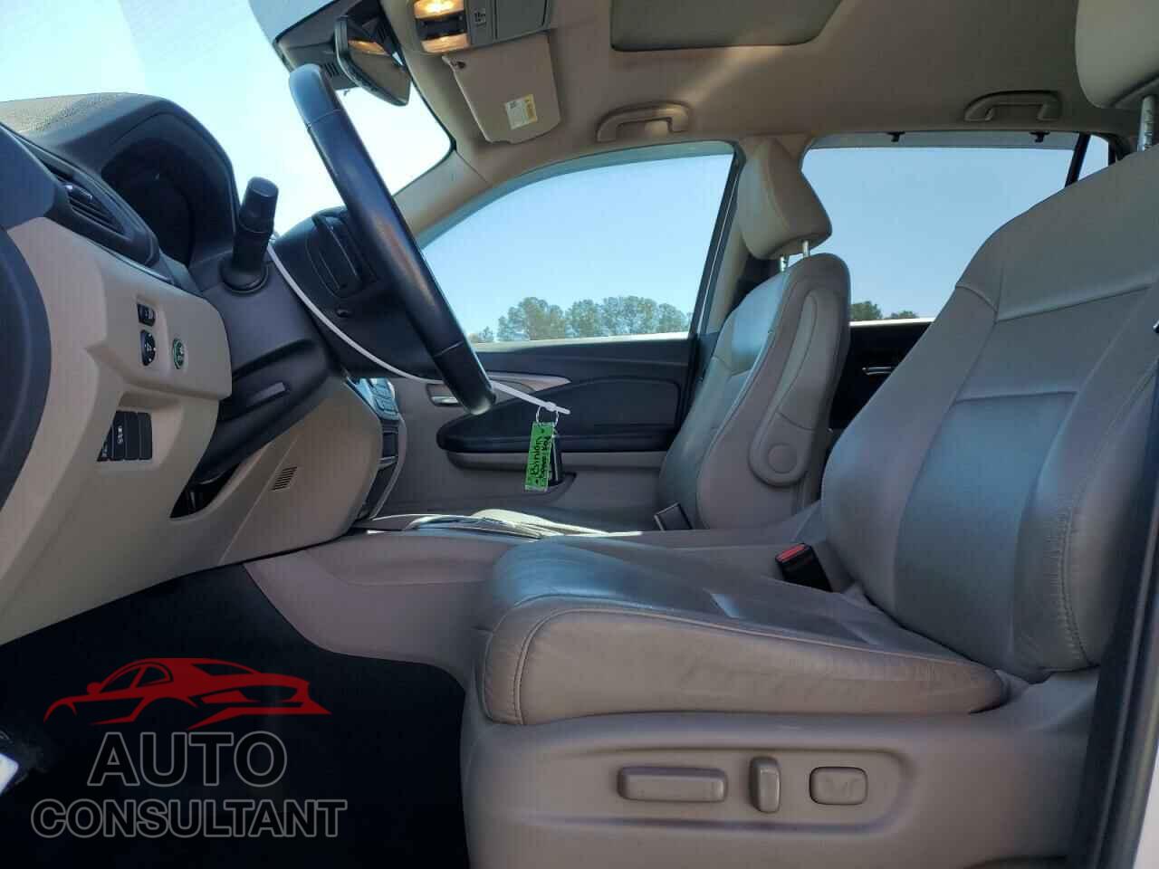 HONDA PILOT 2021 - 5FNYF5H57MB026097