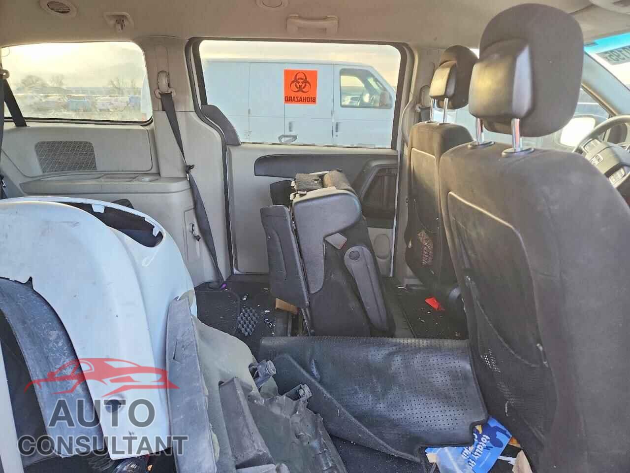 DODGE CARAVAN 2015 - 2C4RDGCG8FR527098