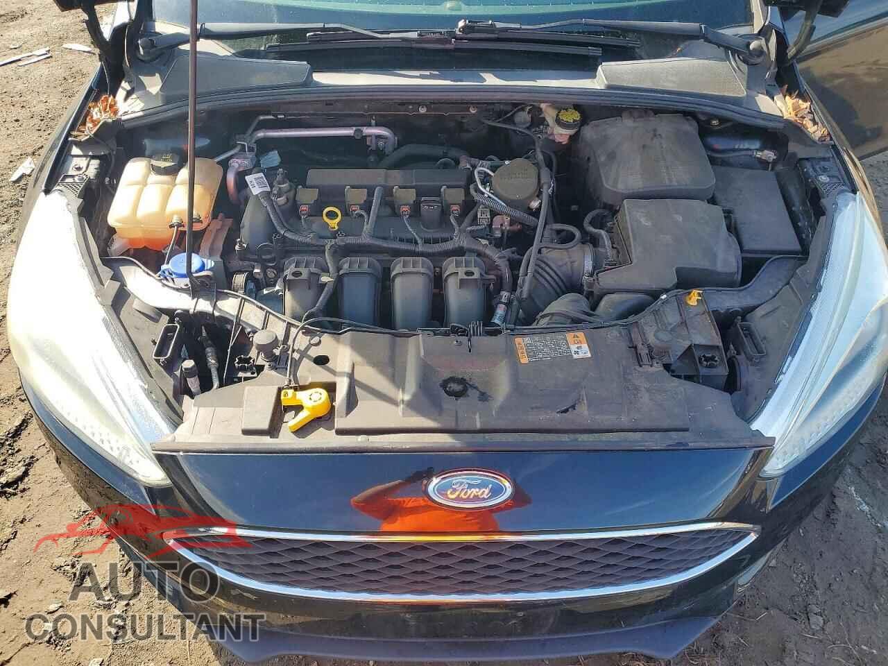 FORD FOCUS 2015 - 1FADP3E21FL209401