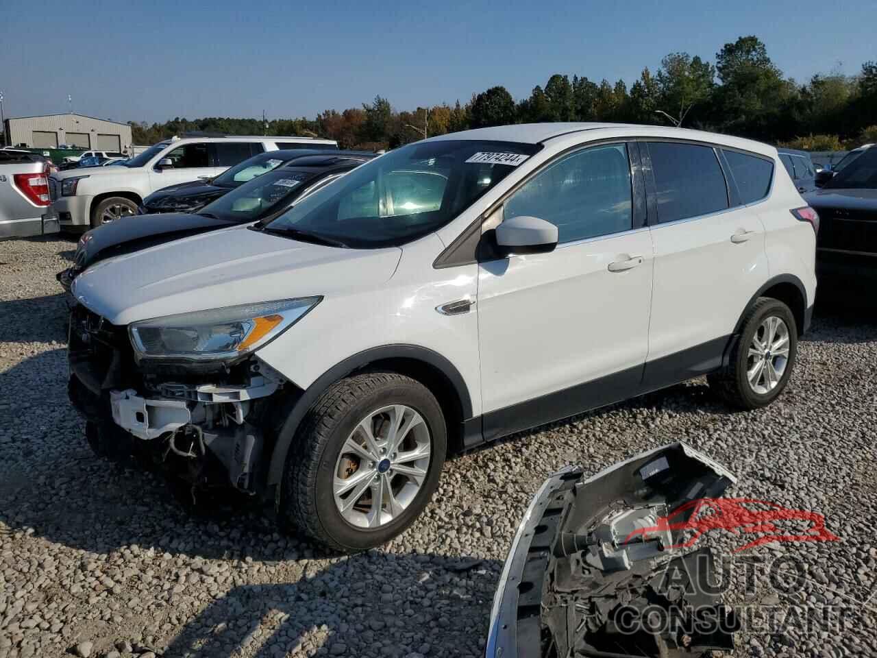 FORD ESCAPE 2017 - 1FMCU9GD8HUC68373