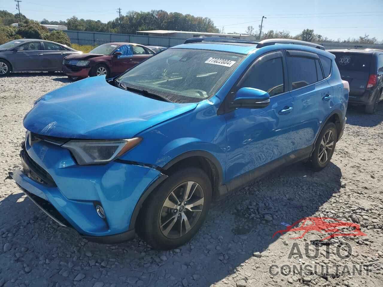 TOYOTA RAV4 2017 - JTMWFREV7HD093475