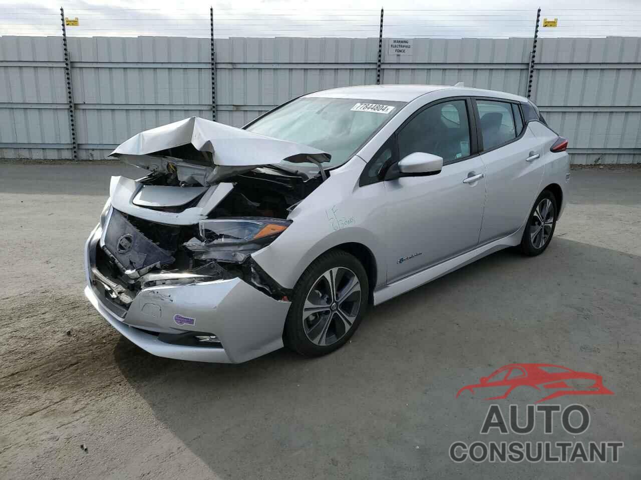 NISSAN LEAF 2018 - 1N4AZ1CP4JC307900