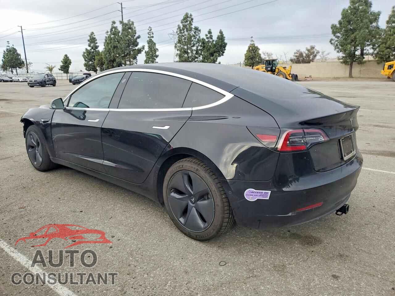 TESLA MODEL 3 2019 - 5YJ3E1EA7KF410885