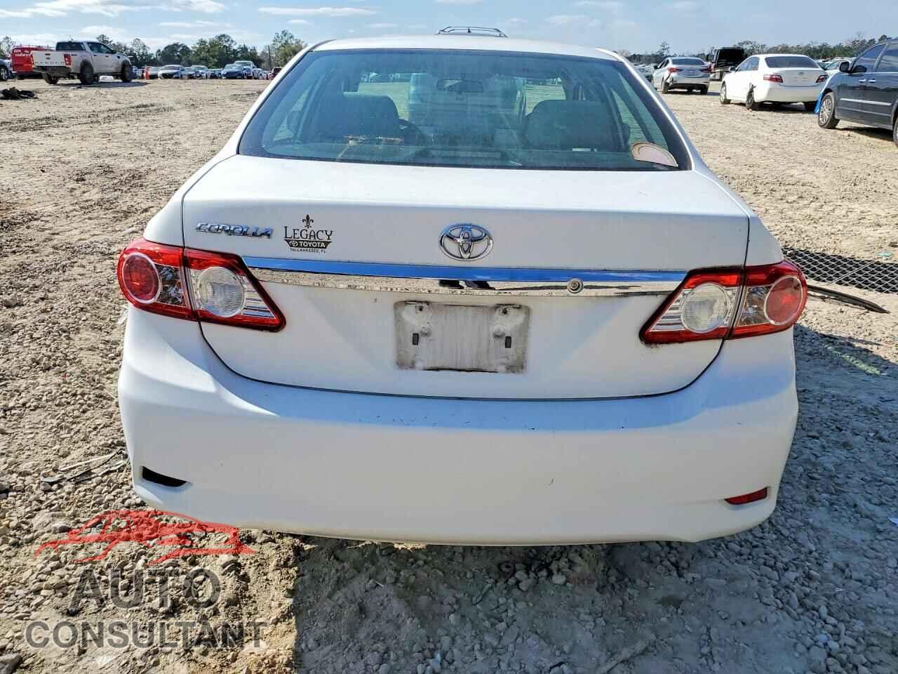 TOYOTA COROLLA 2013 - 2T1BU4EE7DC968147
