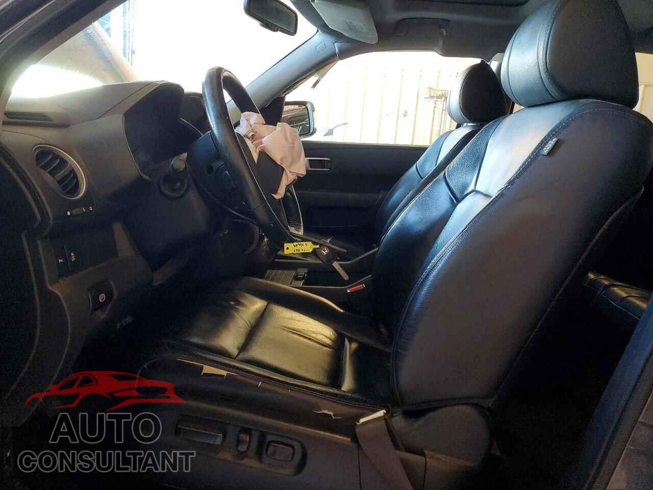 HONDA PILOT 2015 - 5FNYF3H9XFB024287