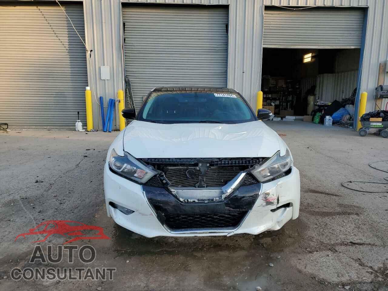 NISSAN MAXIMA 2017 - 1N4AA6AP1HC426585