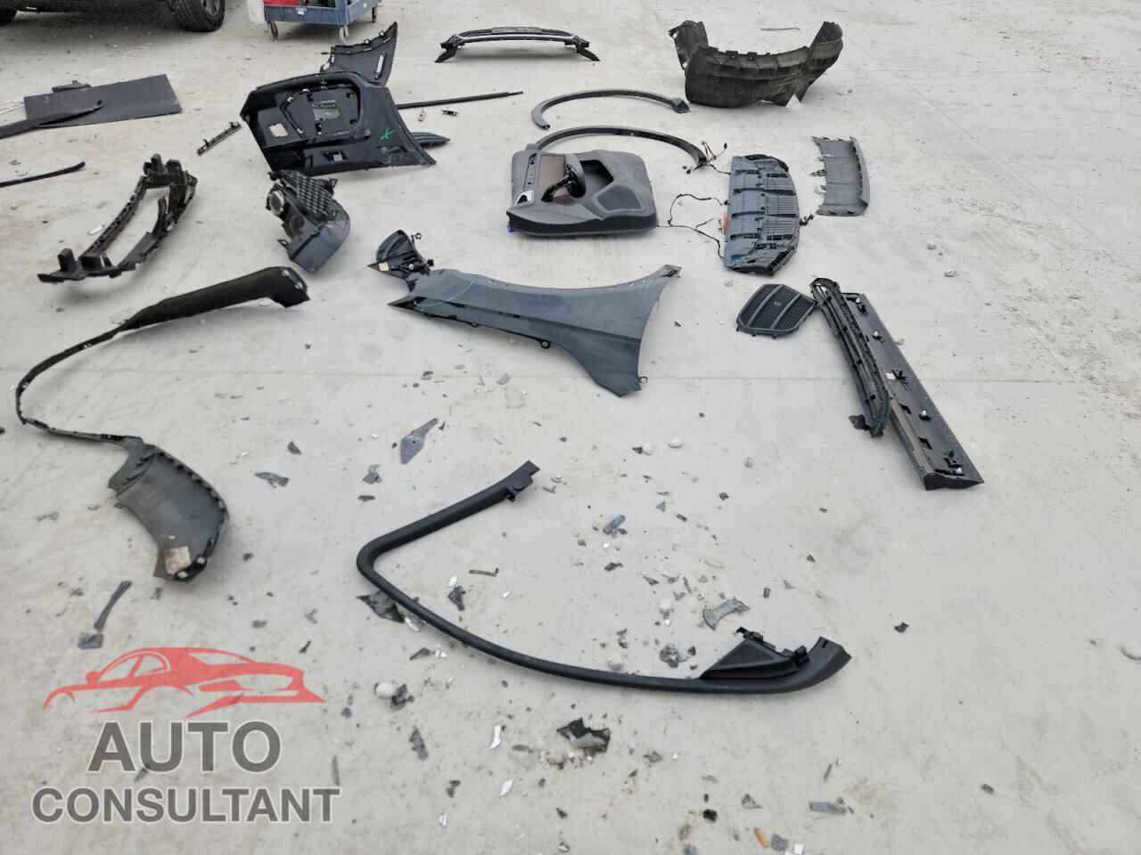AUDI Q3 2016 - WA1BFCFS6GR012591