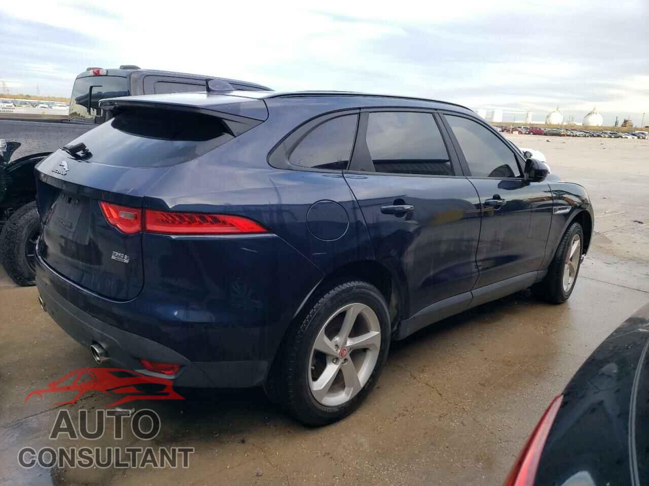 JAGUAR F-PACE 2017 - SADCJ2BVXHA083199