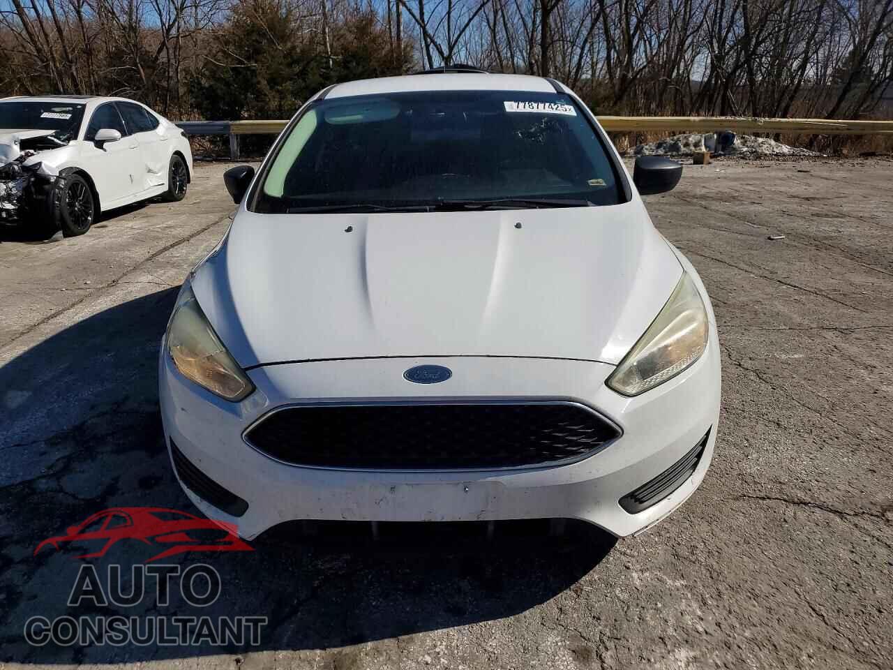 FORD FOCUS 2016 - 1FADP3E22GL339379